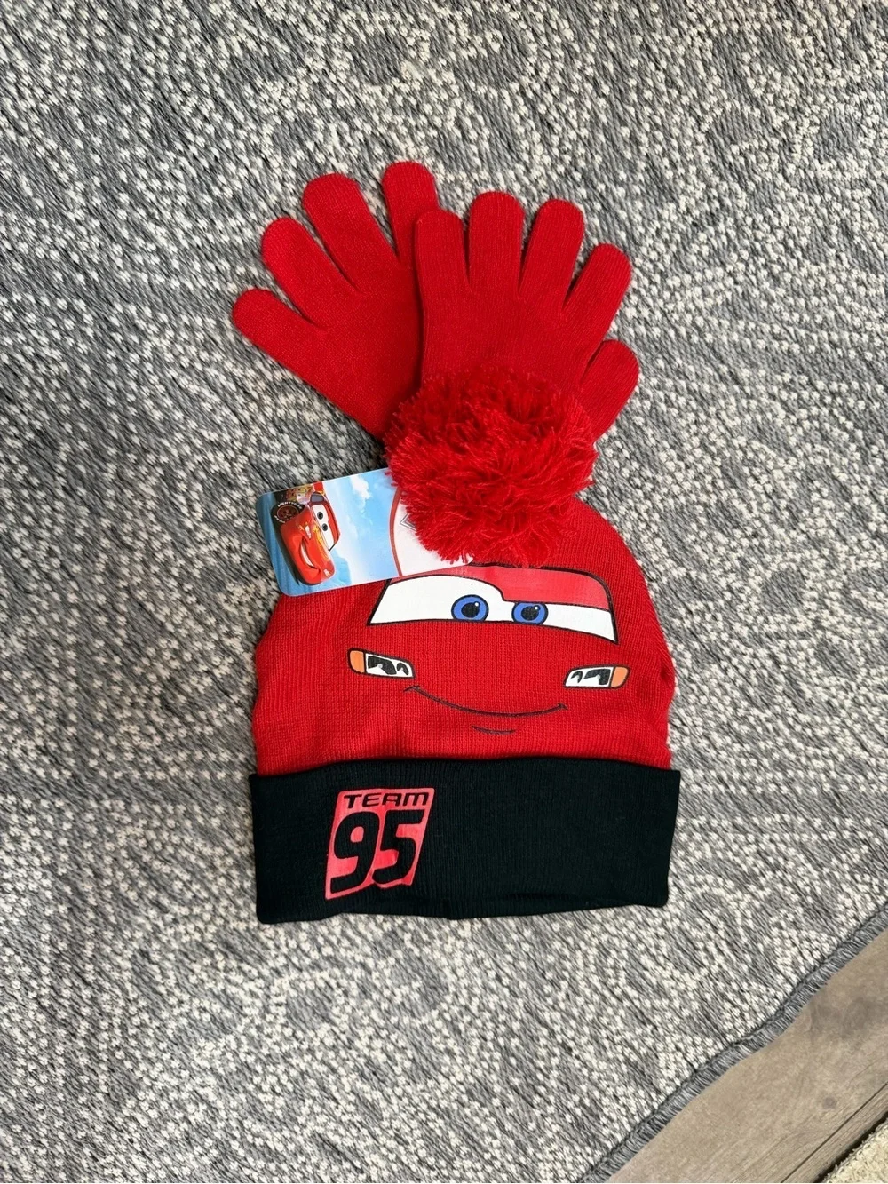 New Disney Red Lightning McQueen Beanie and Glove Set Little Boys One Size